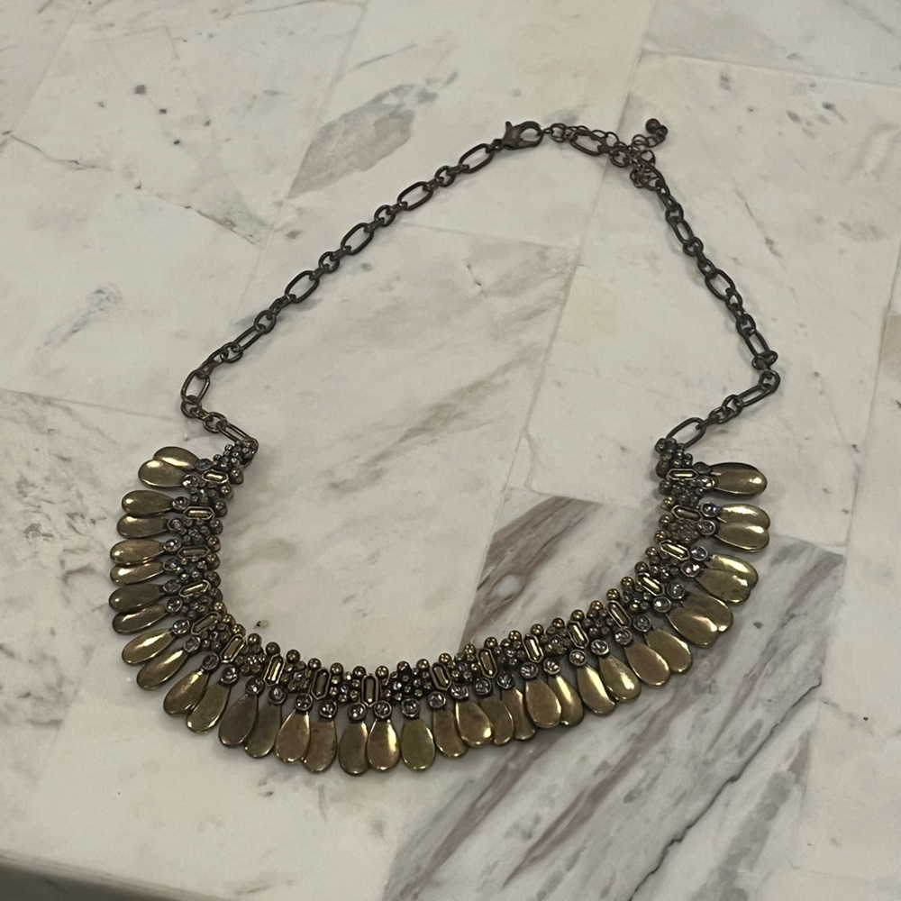 Elegant Gold Necklace